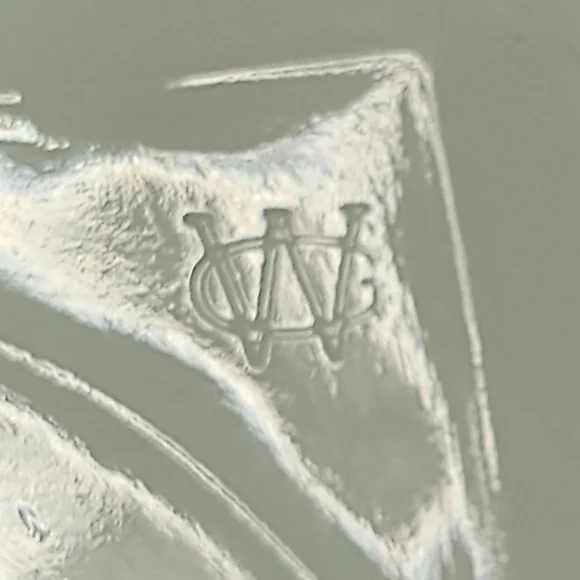 Vintage Designer Milk Glass Open Hands Dish/Trinket Tray - Picture 6 of 6